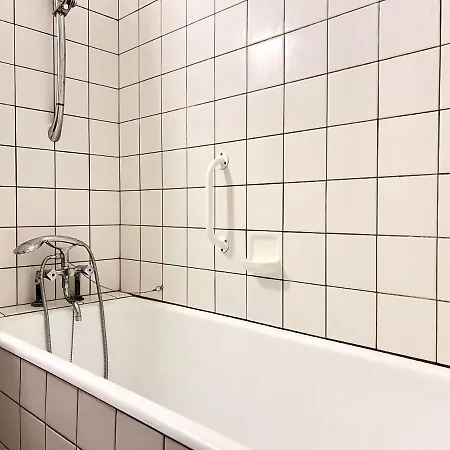 דירה One Bedroom In Glostrup, Hovedvejen 182, גלוסטרופ
