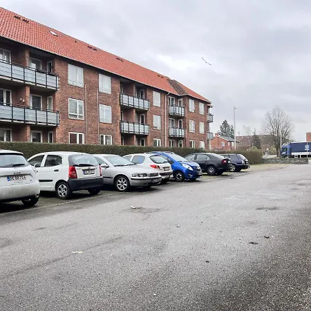 One Bedroom In Glostrup, Hovedvejen 182, דירה